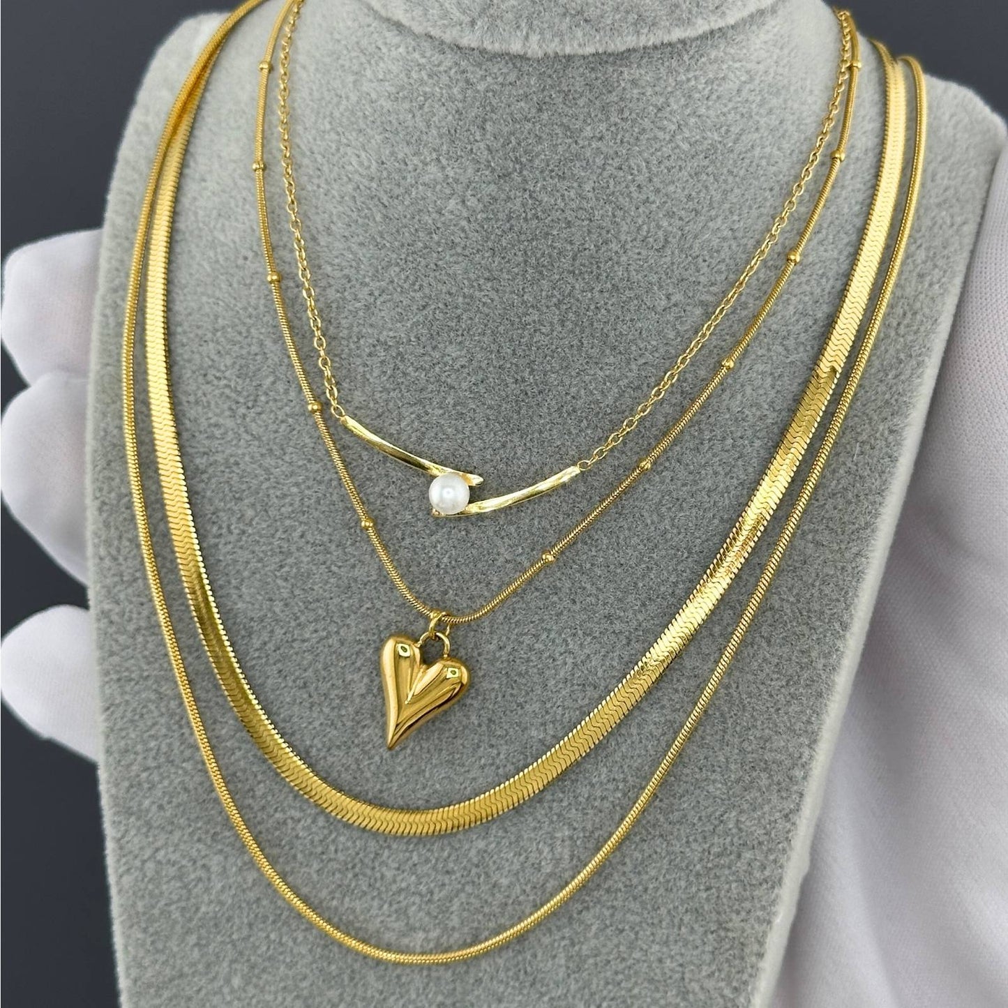 Floating Heart Water Resistant 18K gold plated Stainless steel Pendant Necklace in Gold