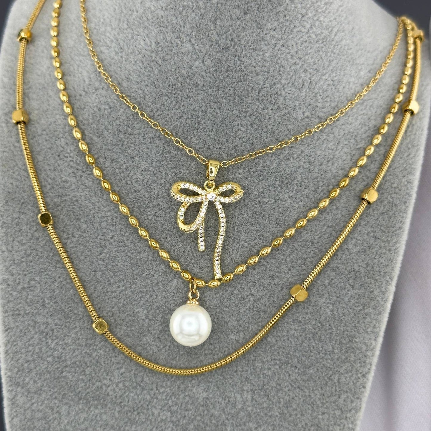 Water Resistant 18K gold plated Stainless steel Bow Necklace in gold
