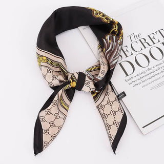 Chained Scarf in Black