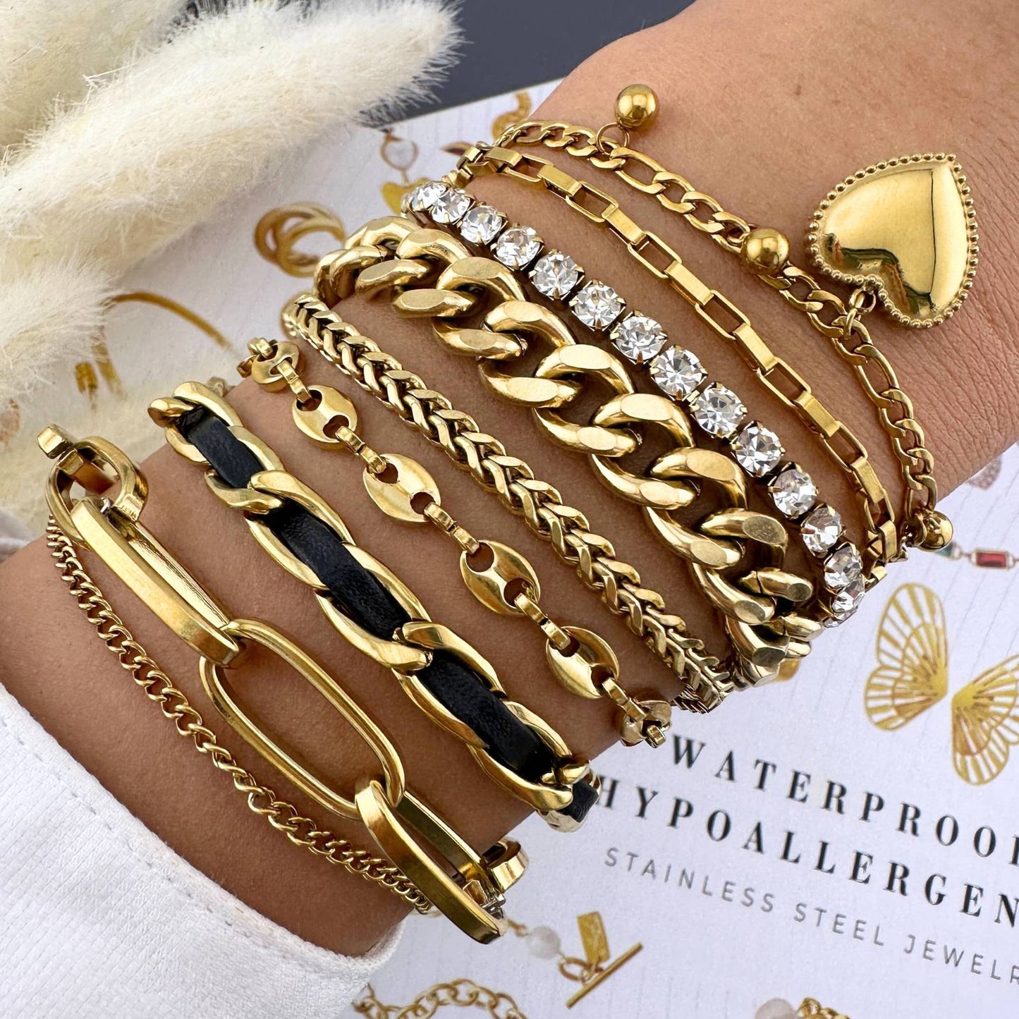 Alexus Water Resistant 18K gold plated Stainless Chain Bracelet in Gold