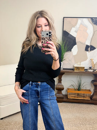 Socialite Knit in Black