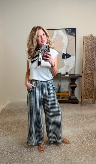 Ellie Gingham Pant in Black